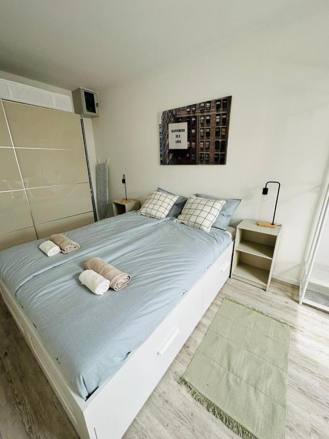 Palace Quarter 1 Peaceful Modern Central Top Floor Apartment بودابست المظهر الخارجي الصورة